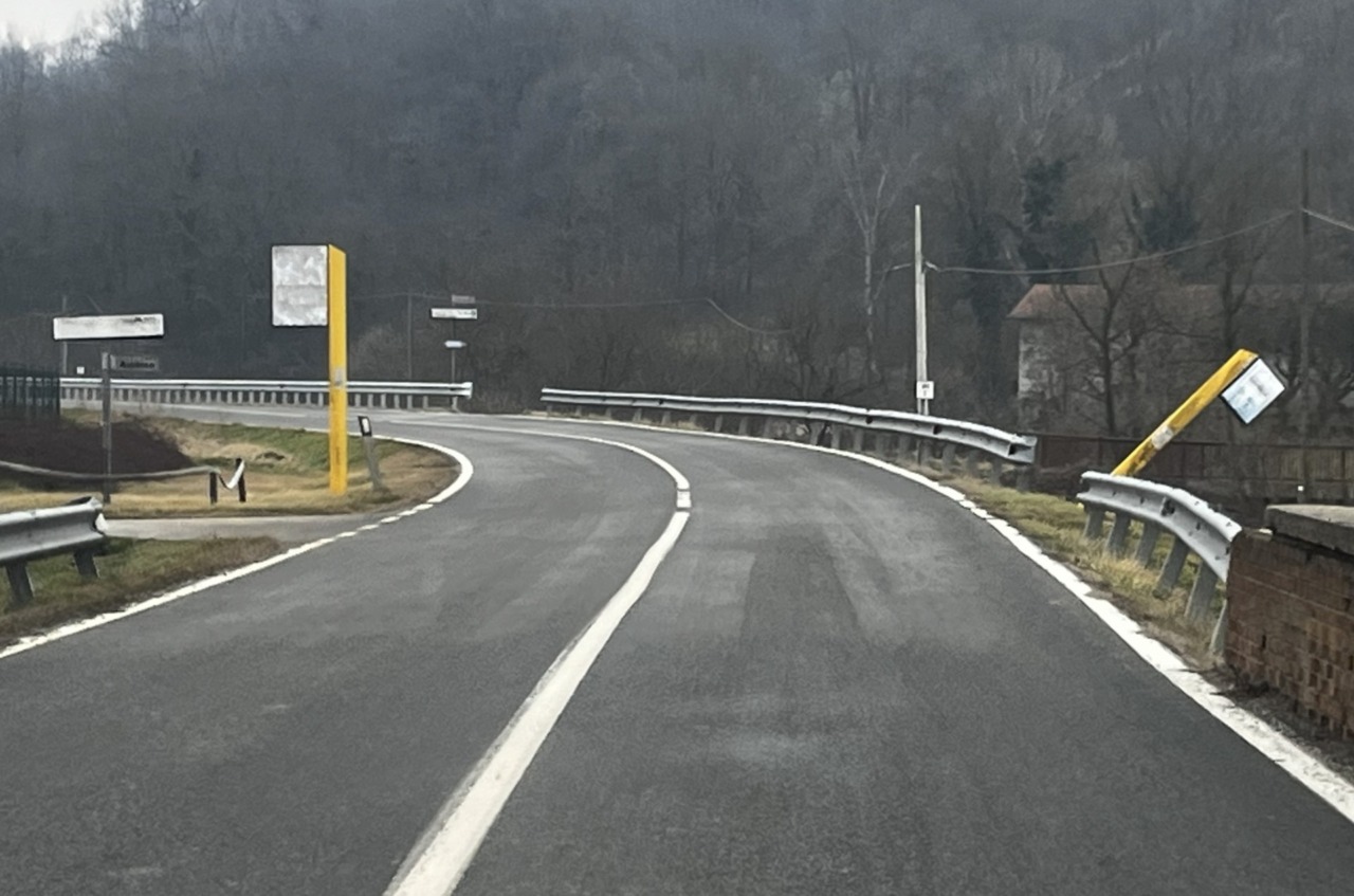 Clamoroso: le fermate dei bus sulla SP590 e sulla SP 458 non sono regolari