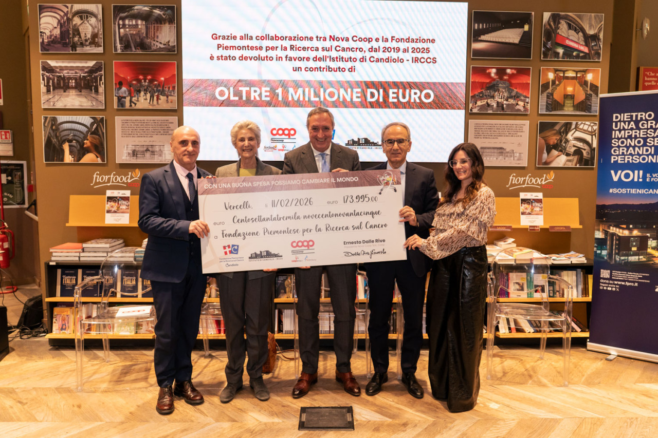 Nova Coop e l’assegno di 174 mila euro all’Irccs di Candiolo: raggiunto il  milione di donazione