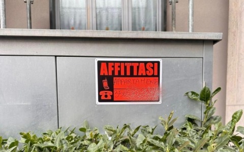 Affitti per case fantasma, truffata una donna a Chivasso