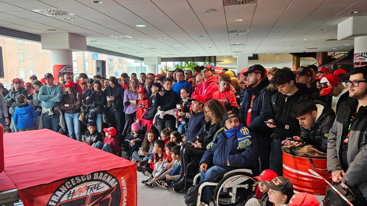 MotoGP, parte la “Stagione”: Chivasso abbraccia Pecco Bagnaia