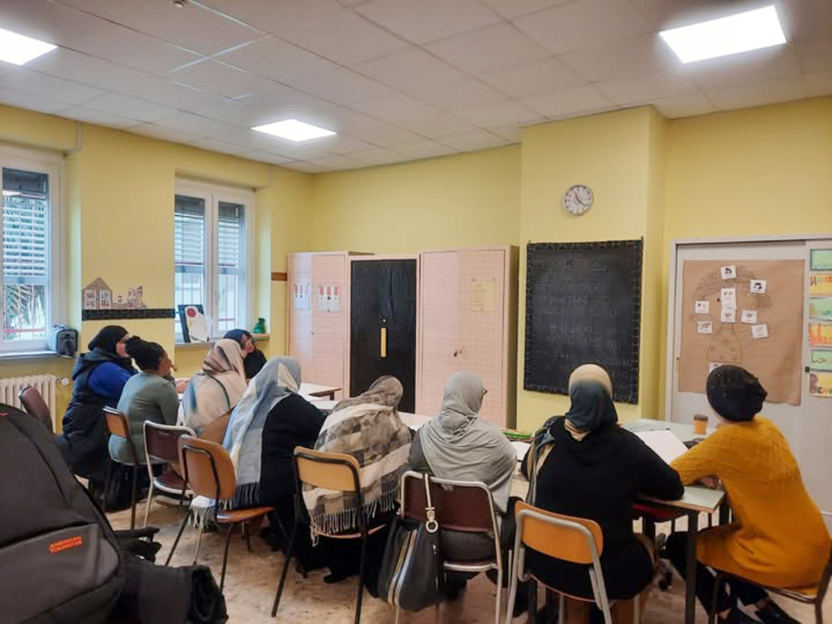 Nasce la «scuola delle mamme»:  lezioni di italiano per le migranti