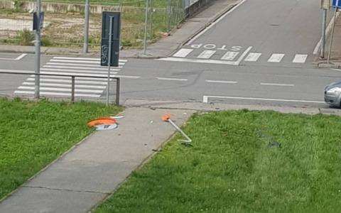 Ennesimo incidente tra via Nino Costa e via Togliatti