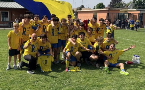 L’AutoVip San Mauro vince il campionato: «Renzo Siamo ai Regionali»
