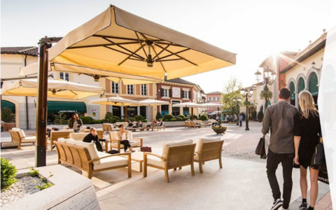 Domenica 12 aprile, torna il Fashion Festival: sconti fino al 70% a Serravalle Designer Outlet