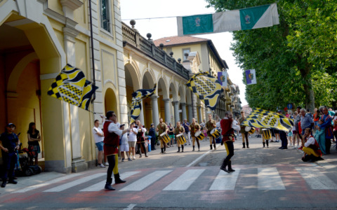 Il Torneo delle Città Medioevali 2026: Chivasso protagonista a Ciriè