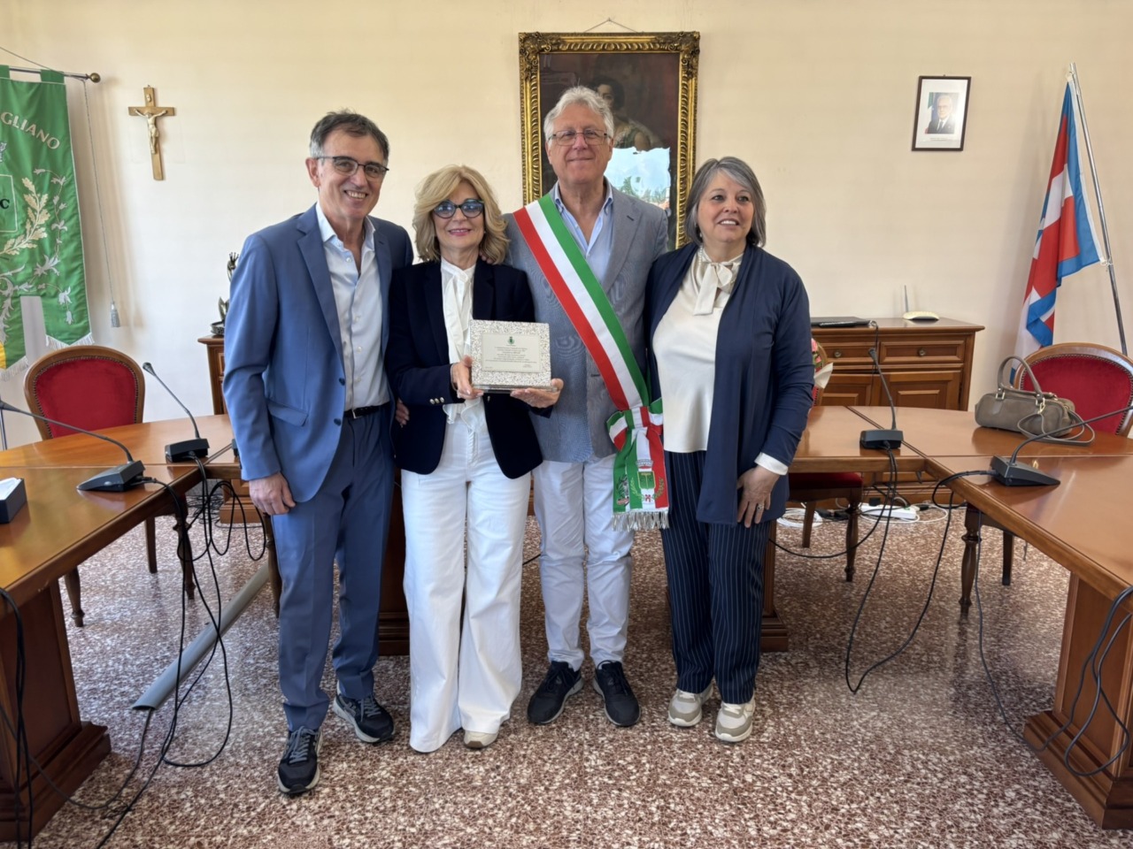 Il Comune premia la famiglia Regis