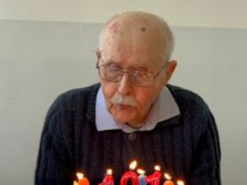 Nonno Dante spegne 101 candeline: la festa