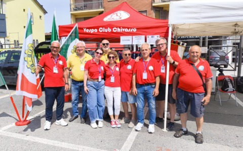 Al via il 1° Raduno Internazionale della Vespa LE FOTO