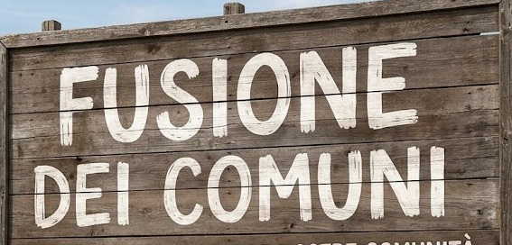 Fusione tra Comuni: la sfida dei  sindaci per il futuro della Collina