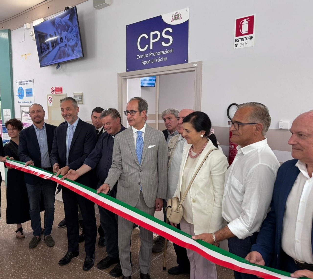 Inaugurata la nuova sala d’attesa del CUP interno
