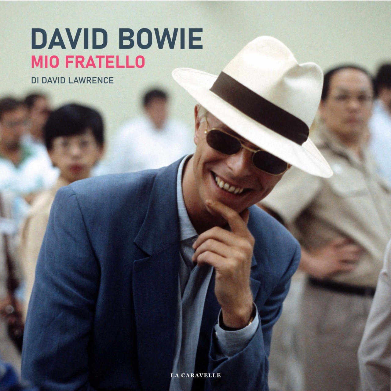 Al Musa Art Gallery  “David Bowie, mio fratello” di  Lawrence e  Longo