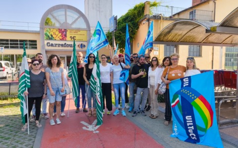 Sciopero al Carrefour per le temperature infernali: adesione al 100%
