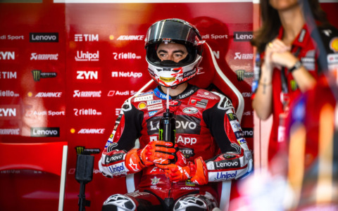 MotoGP a Brno: Francesco Bagnaia è quarto davanti a Marc Márquez