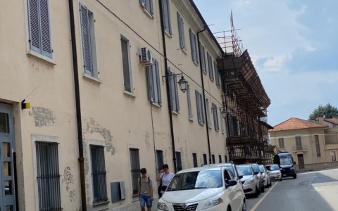 Casa della Comunità, caldo torrido nella sala d’attesa dei medici di famiglia