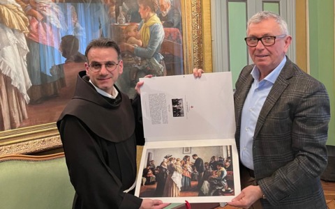 Bandiera palestinese al Comune di Chivasso: il chiarimento del sindaco Castello