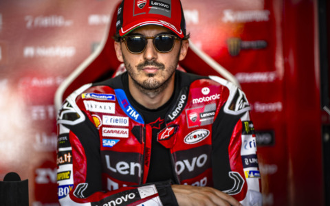 Niente da fare per Pecco: brutta caduta al Gran Premio dell’Aragona
