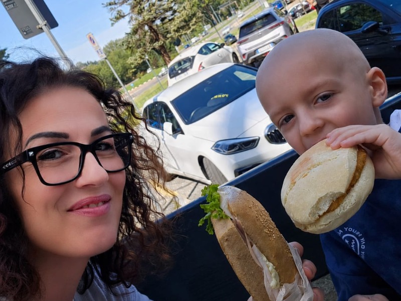 “Il bambino che regalava luce”: la fiaba di mamma Alice per Ale fa battere il cuore del territorio
