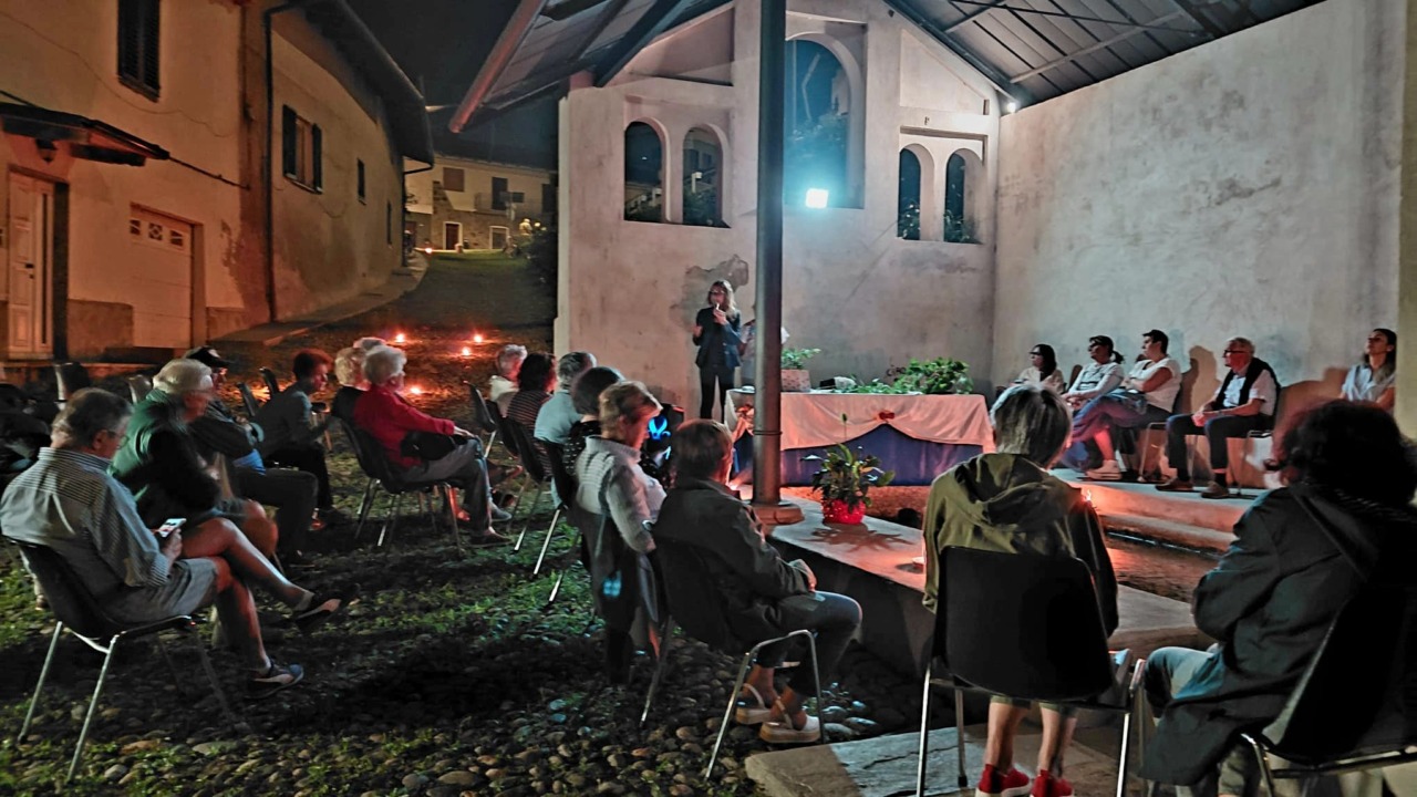 Rondissone, il lavatoio storico torna a vivere: grande successo per il libro di Daniela Graglia