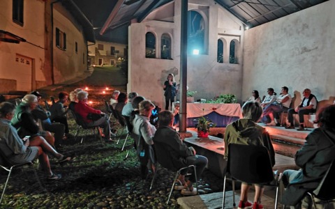 Rondissone, il lavatoio storico torna a vivere: grande successo per il libro di Daniela Graglia