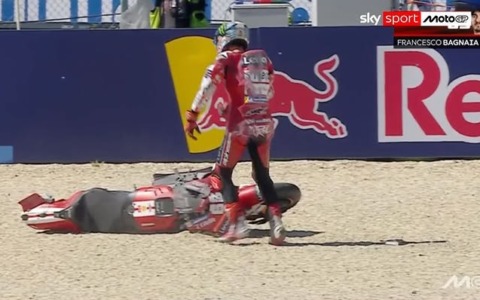 Bagnaia KO a Misano: cade al settimo giro, stagione da incubo
