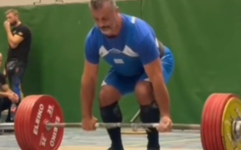 Marco Lingua Campione del Mondo di Stacco da Terra