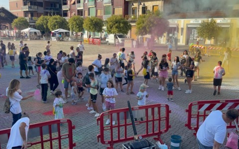 Festa dello Sport, tanti bambini alla “Color Fun” di Crescentino
