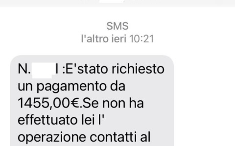 Truffa dell’SMS sul falso addebito: come riconoscere il raggiro e proteggere il conto corrente