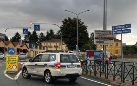 Lavori Smat, cartelli poco chiari in via Gerbido: viabilità in tilt