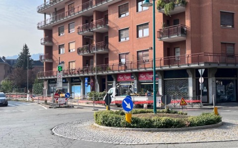 Zona scolastica di viale Cavour: prorogata la sperimentazione fino al 30 ottobre