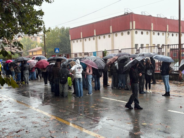 Protesta studenti a Caluso: sciopero al Martinetti – Ubertini davanti a decine di Carabinieri