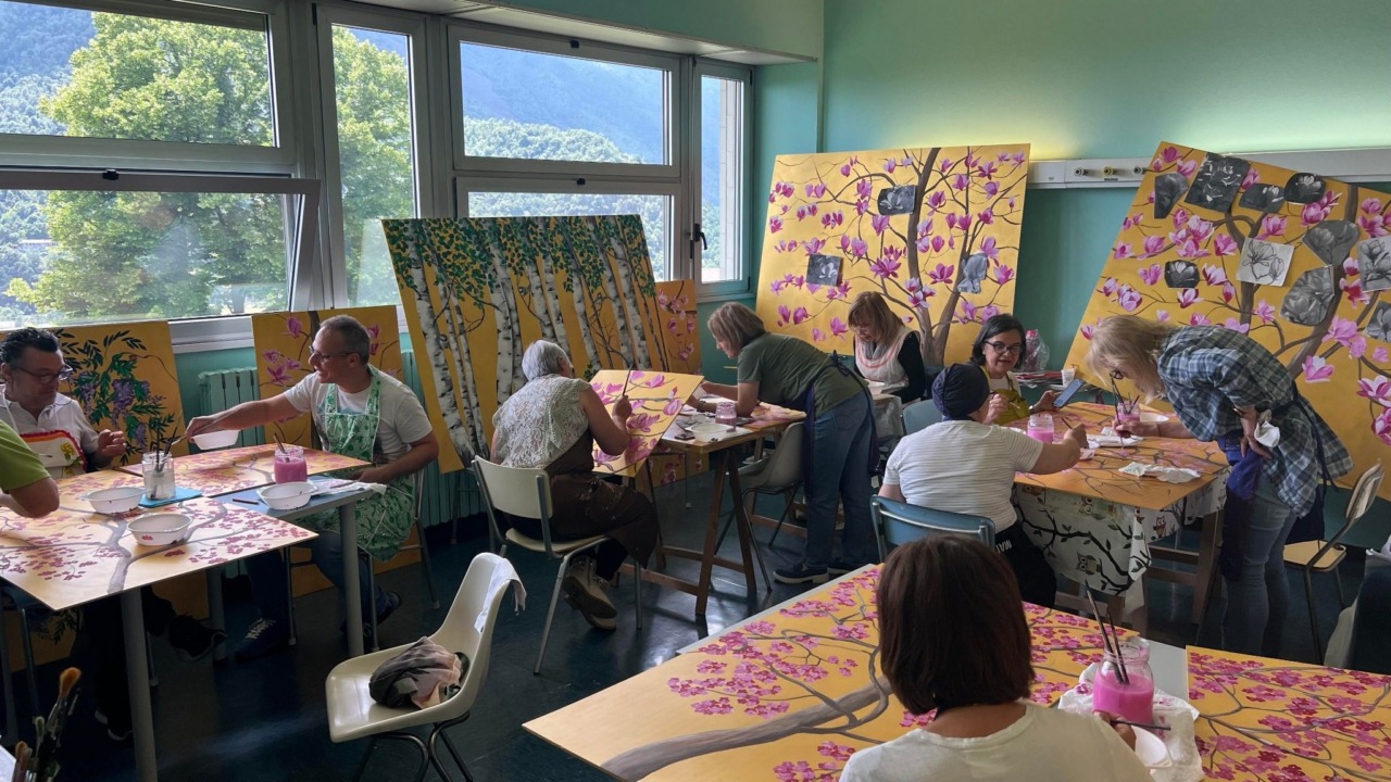 Asl TO4: gli operatori portano l’arte negli ospedali per umanizzare le cure