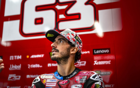 Gomma distrutta: Bagnaia si ritira alla Sprint di Motegi